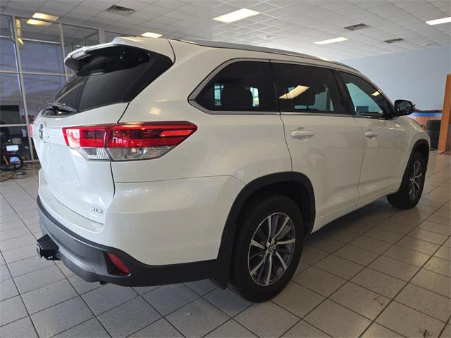 used 2018 Toyota Highlander car, priced at $24,442