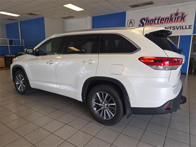 used 2018 Toyota Highlander car, priced at $24,442