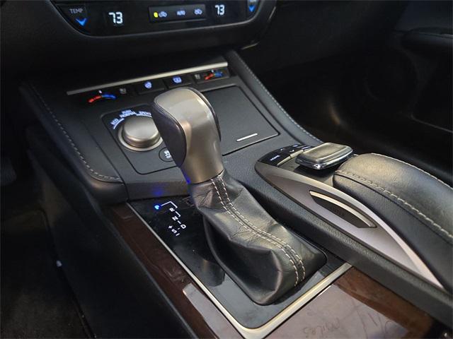 used 2018 Lexus ES 350 car, priced at $22,346