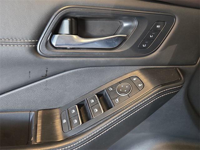 used 2023 Nissan Rogue car, priced at $23,206