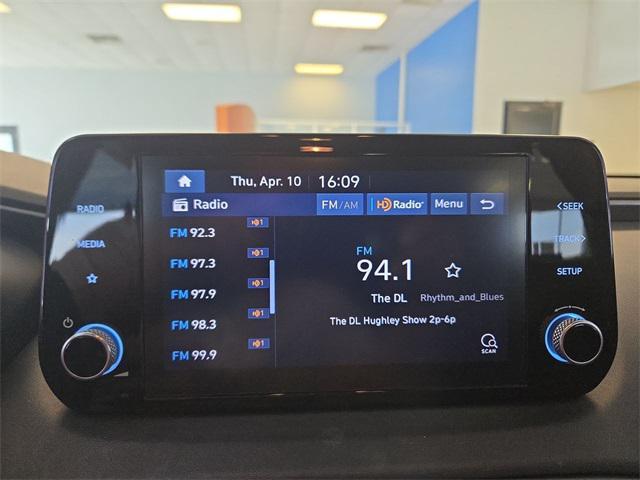 used 2022 Hyundai Santa Fe car, priced at $22,997