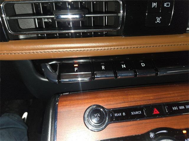 used 2022 Lincoln Aviator car, priced at $43,669