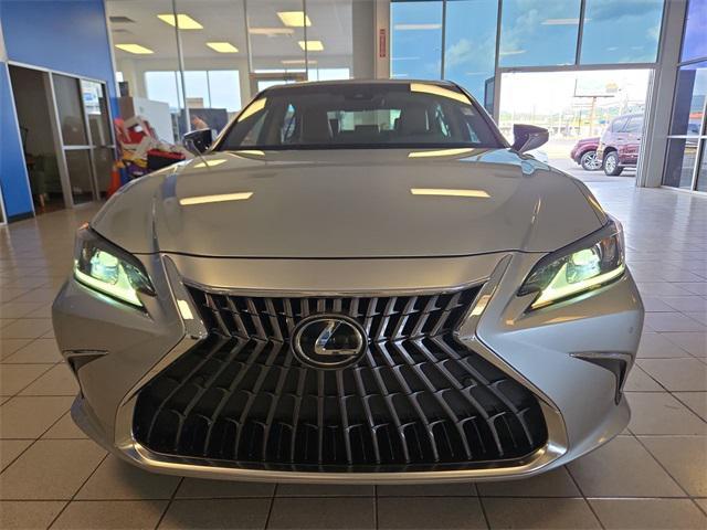 used 2022 Lexus ES 350 car, priced at $37,763