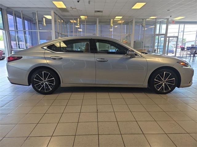 used 2022 Lexus ES 350 car, priced at $37,763