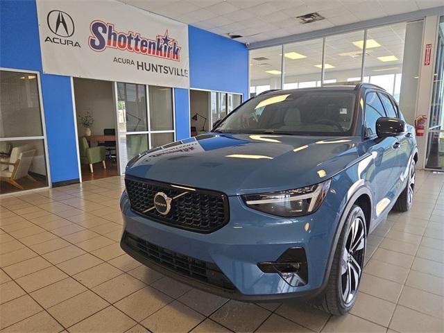 used 2023 Volvo XC40 car, priced at $34,078
