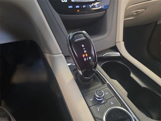 used 2021 Cadillac XT5 car, priced at $24,714