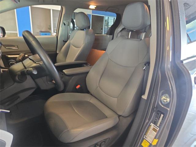 used 2024 Toyota Sienna car, priced at $41,598
