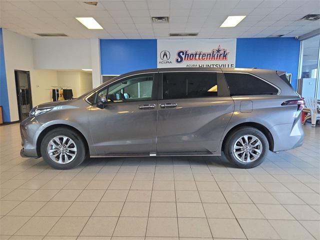 used 2024 Toyota Sienna car, priced at $41,598
