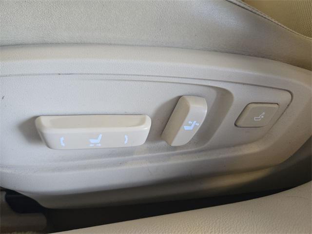 used 2013 Lexus ES 350 car, priced at $14,553