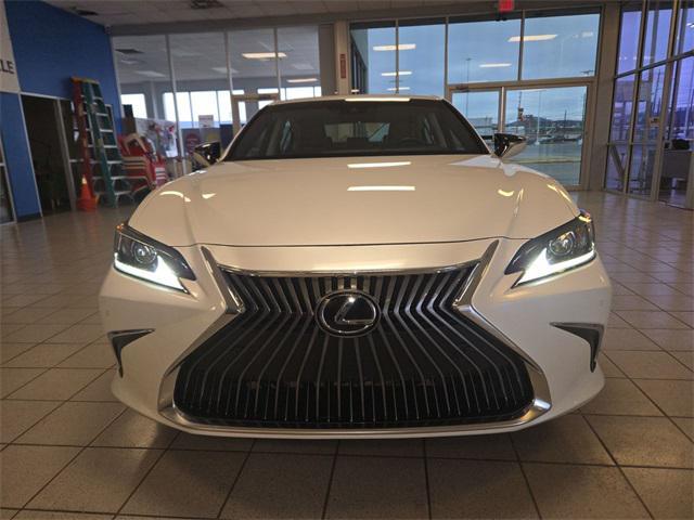 used 2021 Lexus ES 350 car, priced at $36,126