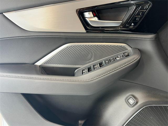 new 2025 Acura MDX car, priced at $55,350
