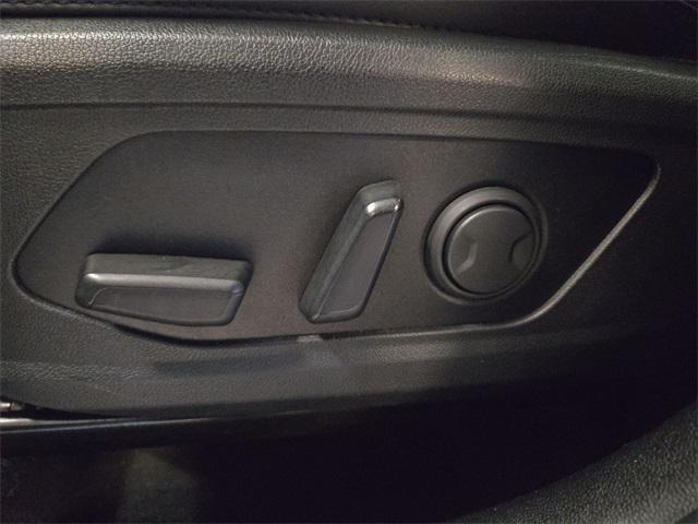 used 2022 Kia Sorento car, priced at $29,912