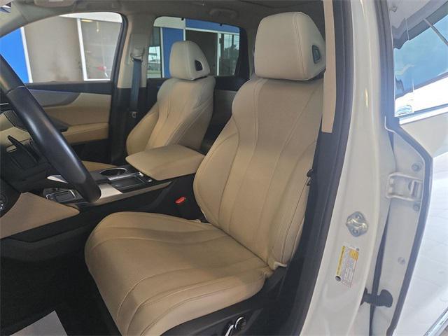 used 2023 Acura MDX car, priced at $44,950