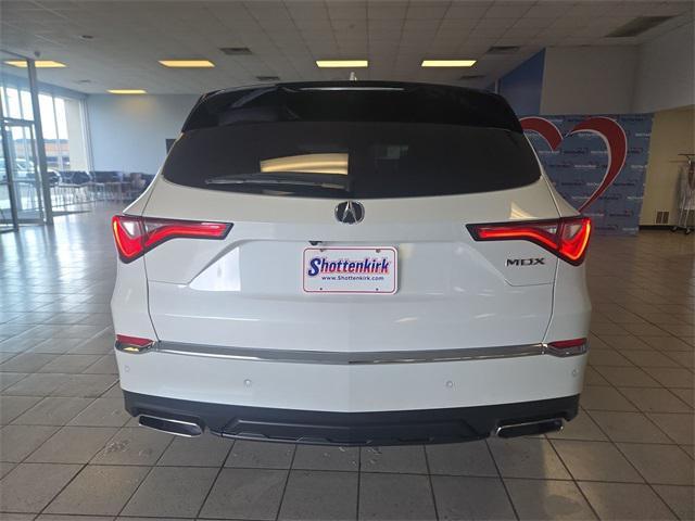 used 2023 Acura MDX car, priced at $44,950