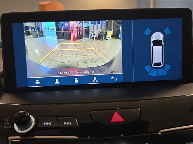 used 2023 Acura RDX car, priced at $39,000