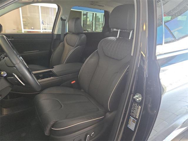 used 2025 Hyundai Palisade car, priced at $44,899