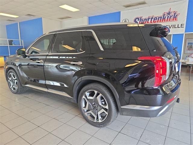 used 2025 Hyundai Palisade car, priced at $44,899
