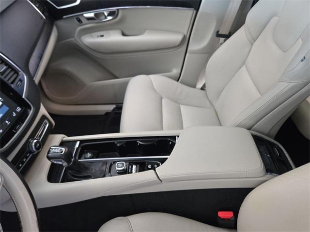 used 2020 Volvo XC90 car, priced at $27,500