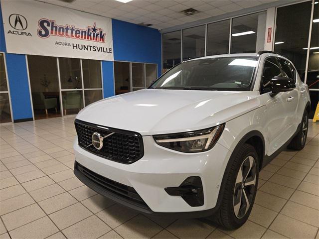 used 2024 Volvo XC40 car, priced at $34,300