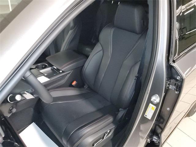 used 2023 Acura MDX car, priced at $50,434