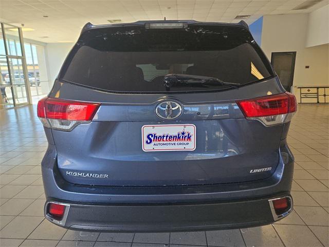 used 2018 Toyota Highlander car, priced at $25,613