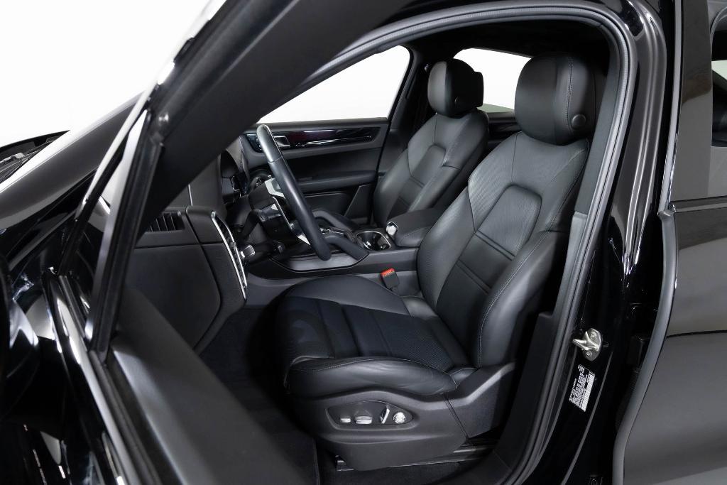 used 2021 Porsche Cayenne car, priced at $59,900