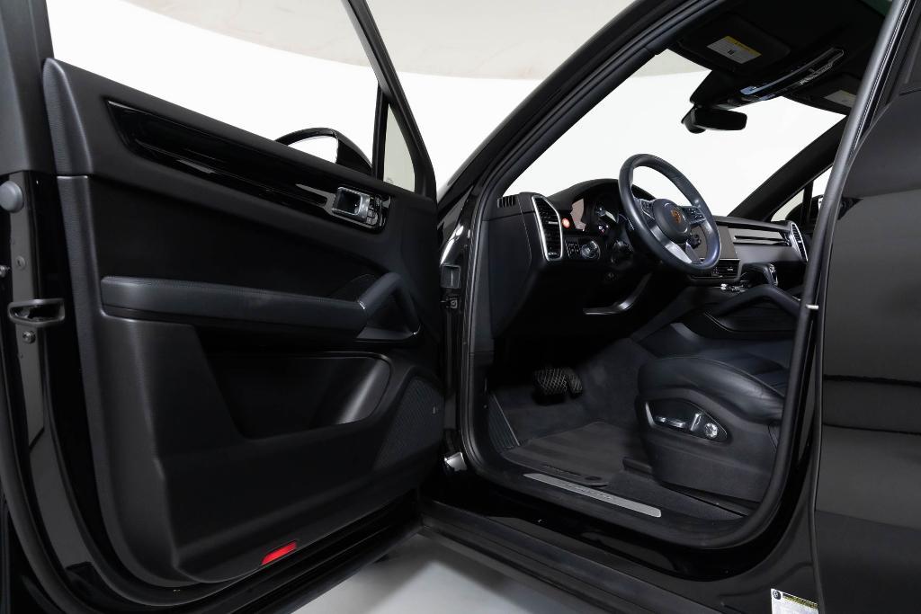 used 2021 Porsche Cayenne car, priced at $59,900