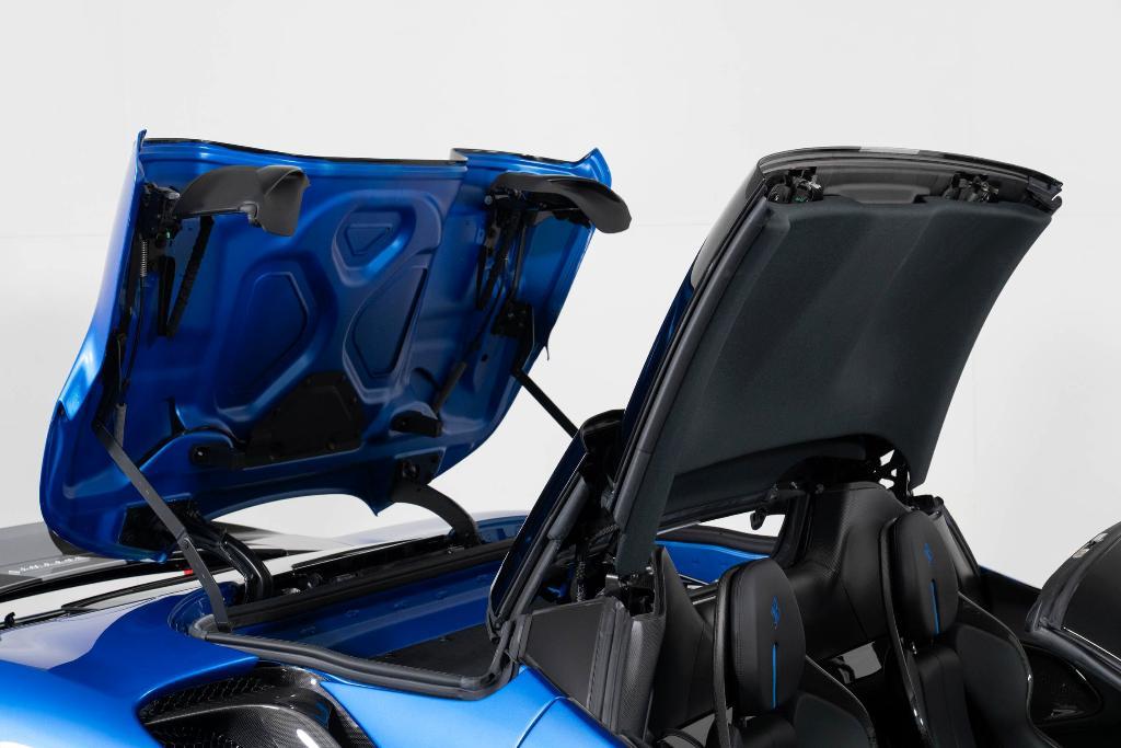 used 2022 Ferrari SF90 Spider car, priced at $808,221