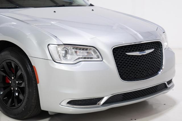 used 2021 Chrysler 300 car, priced at $19,995