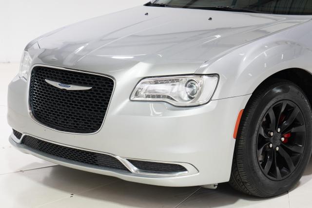 used 2021 Chrysler 300 car, priced at $19,995