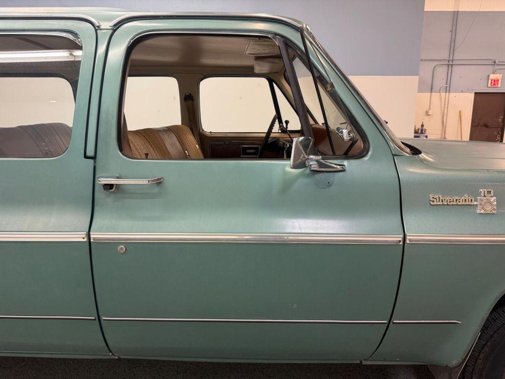used 1977 Chevrolet Suburban car, priced at $34,997