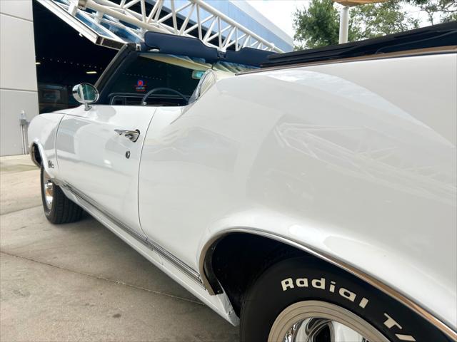 used 1970 Oldsmobile Cutlass car, priced at $43,997