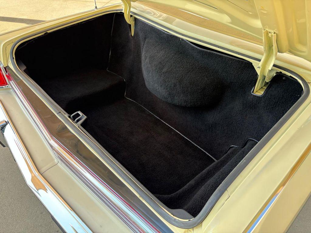 used 1976 Lincoln Continental car, priced at $27,997