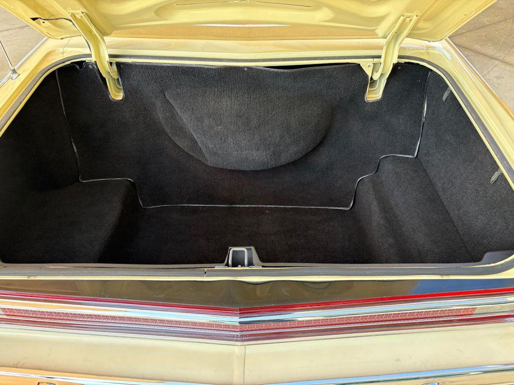 used 1976 Lincoln Continental car, priced at $27,997