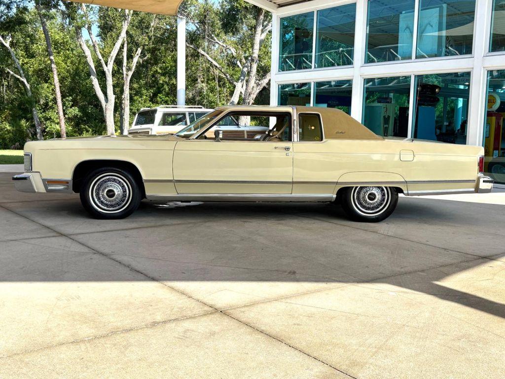 used 1976 Lincoln Continental car, priced at $27,997