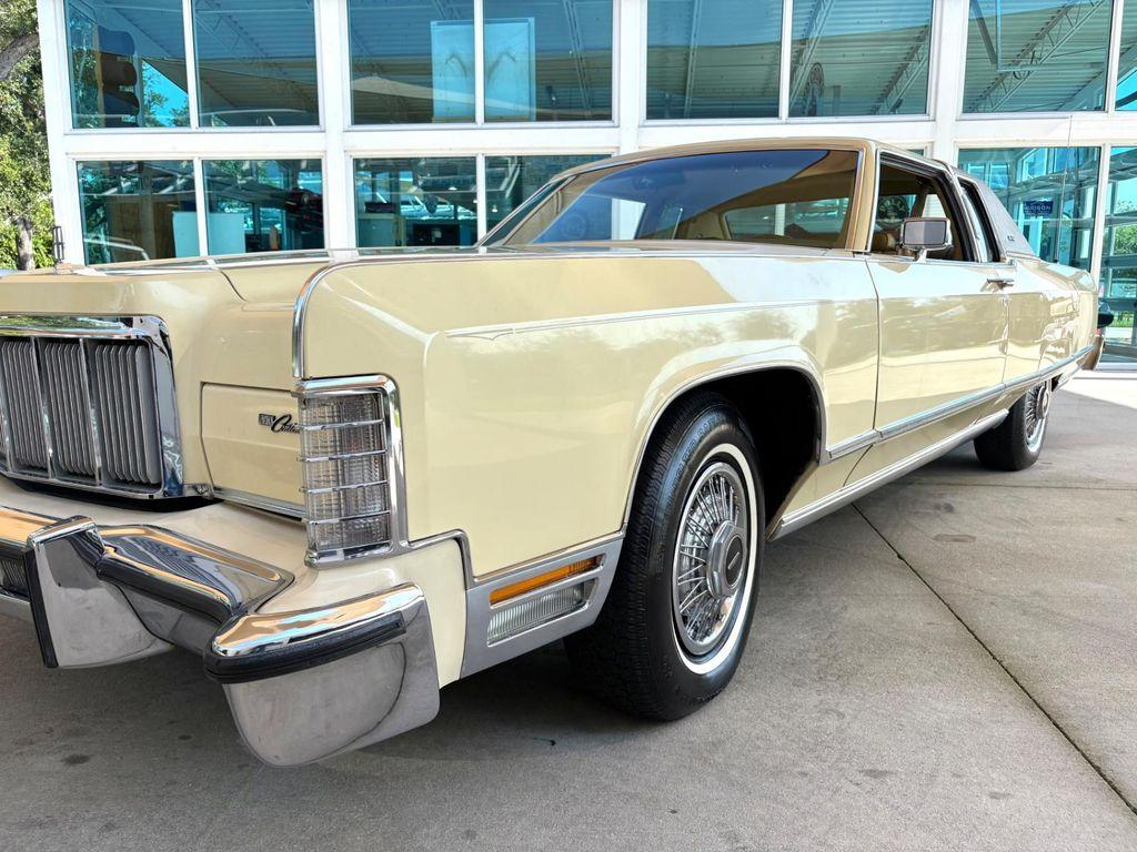 used 1976 Lincoln Continental car, priced at $27,997