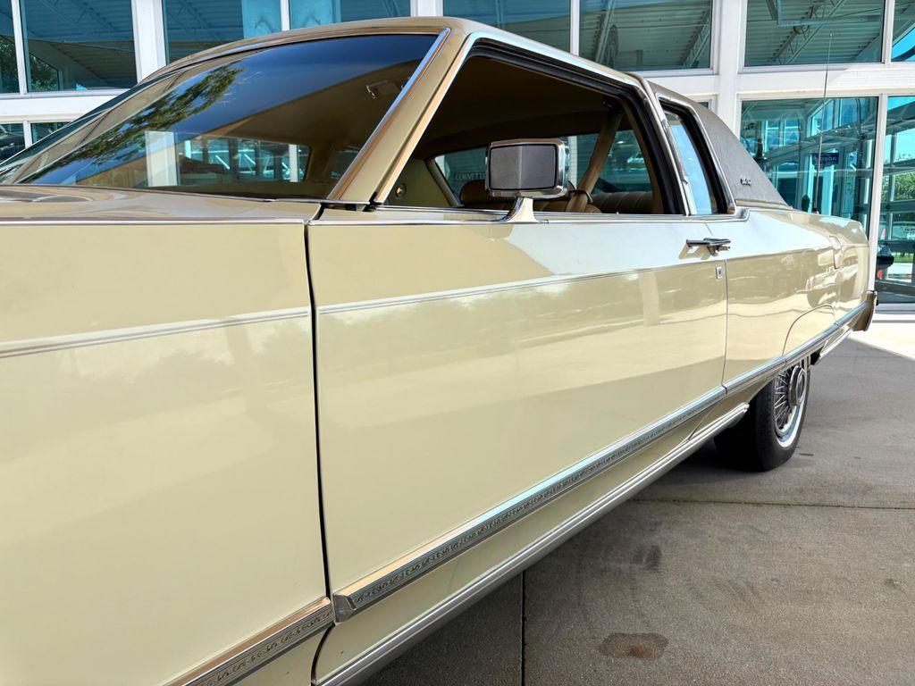 used 1976 Lincoln Continental car, priced at $27,997