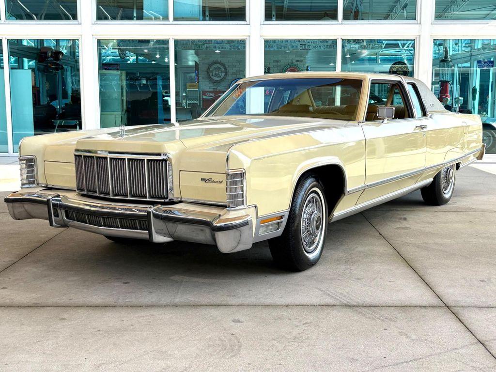 used 1976 Lincoln Continental car, priced at $27,997