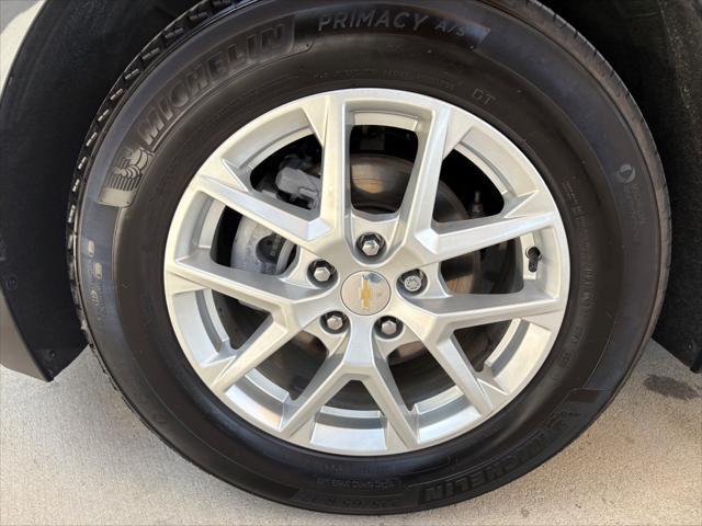 used 2022 Chevrolet Equinox car, priced at $18,997