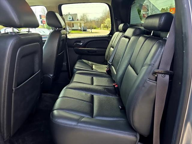 used 2013 Chevrolet Avalanche car, priced at $18,995