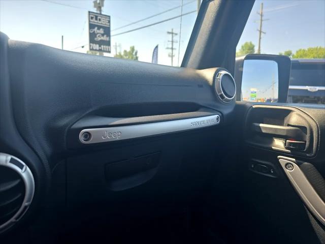 used 2015 Jeep Wrangler Unlimited car, priced at $19,500