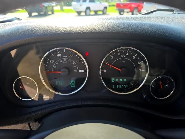 used 2015 Jeep Wrangler Unlimited car, priced at $19,500