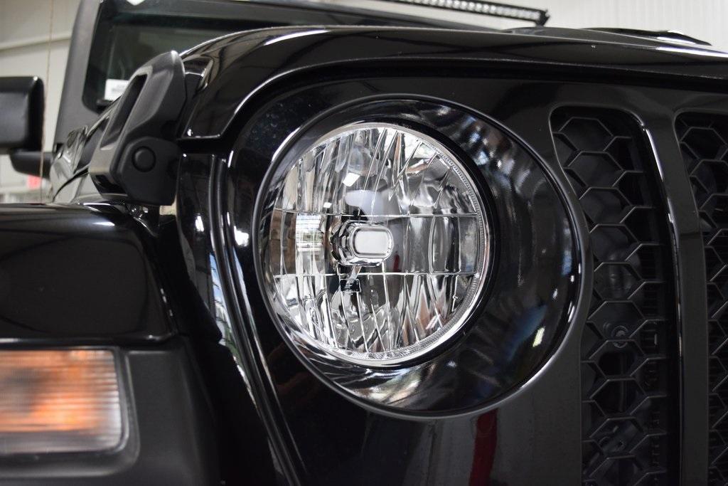 used 2021 Jeep Gladiator car, priced at $47,000