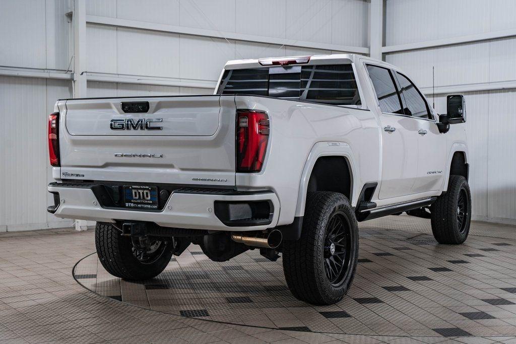 used 2024 GMC Sierra 2500 car, priced at $92,000