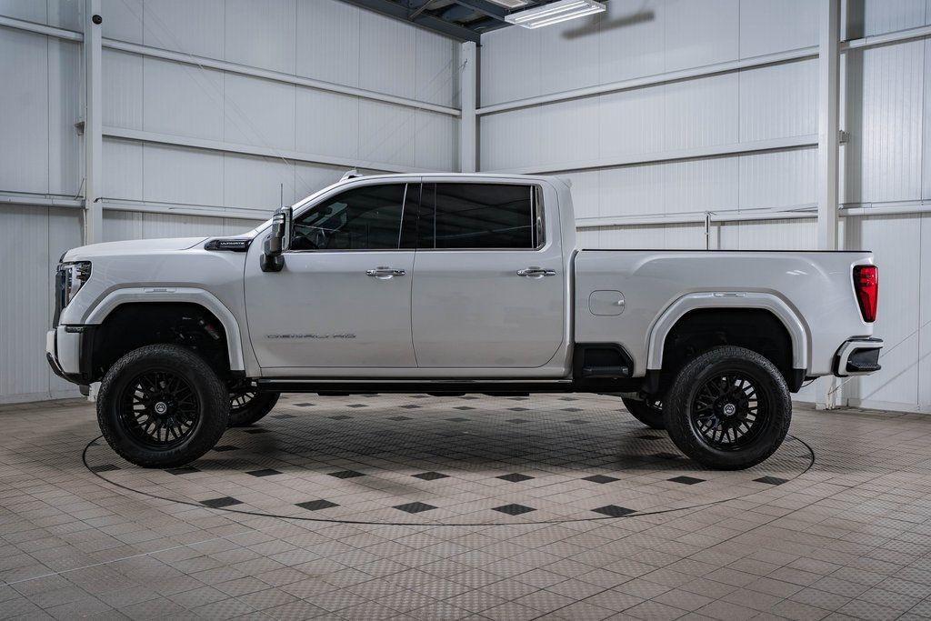used 2024 GMC Sierra 2500 car, priced at $92,000