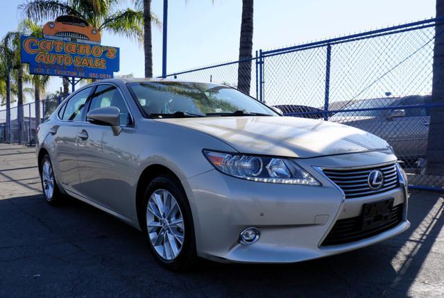 used 2014 Lexus ES 300h car, priced at $13,639