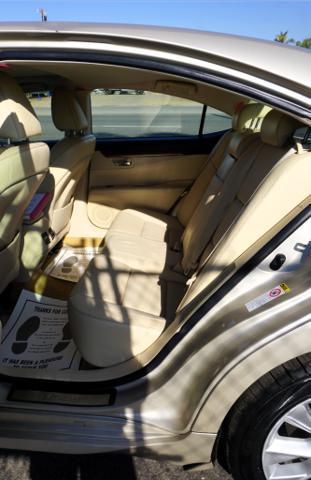 used 2014 Lexus ES 300h car, priced at $13,639