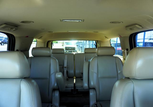 used 2010 GMC Yukon car, priced at $17,999