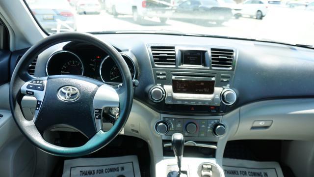 used 2011 Toyota Highlander car, priced at $11,999