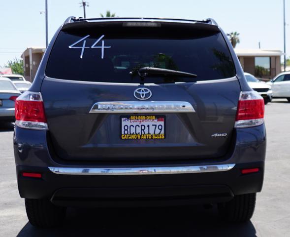used 2011 Toyota Highlander car, priced at $11,999